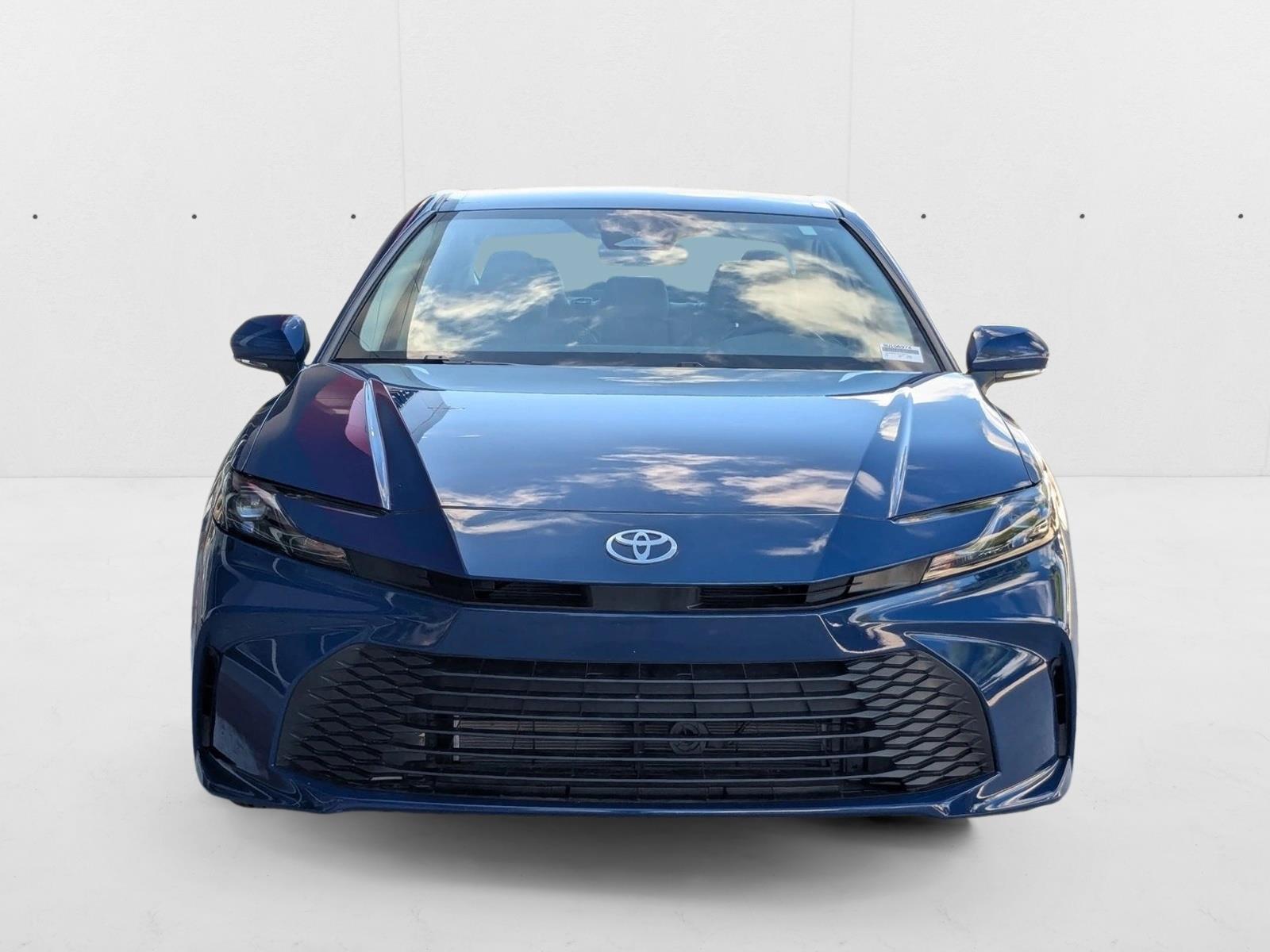 2025 Toyota Camry LE photo 2