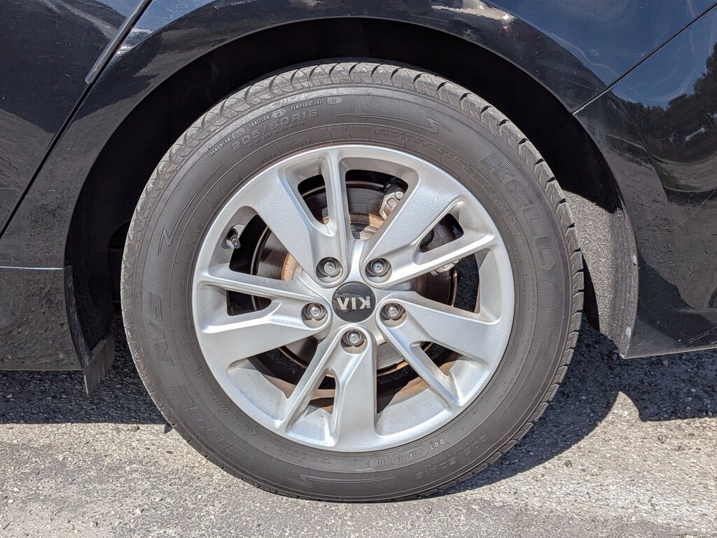 Used 2017 Kia Optima LX Sedan