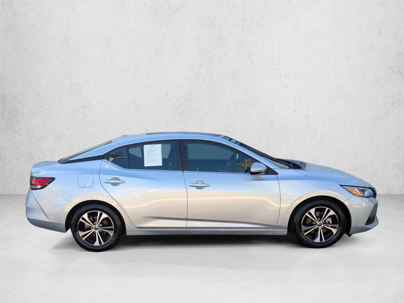 2022 Nissan Sentra SV photo 4