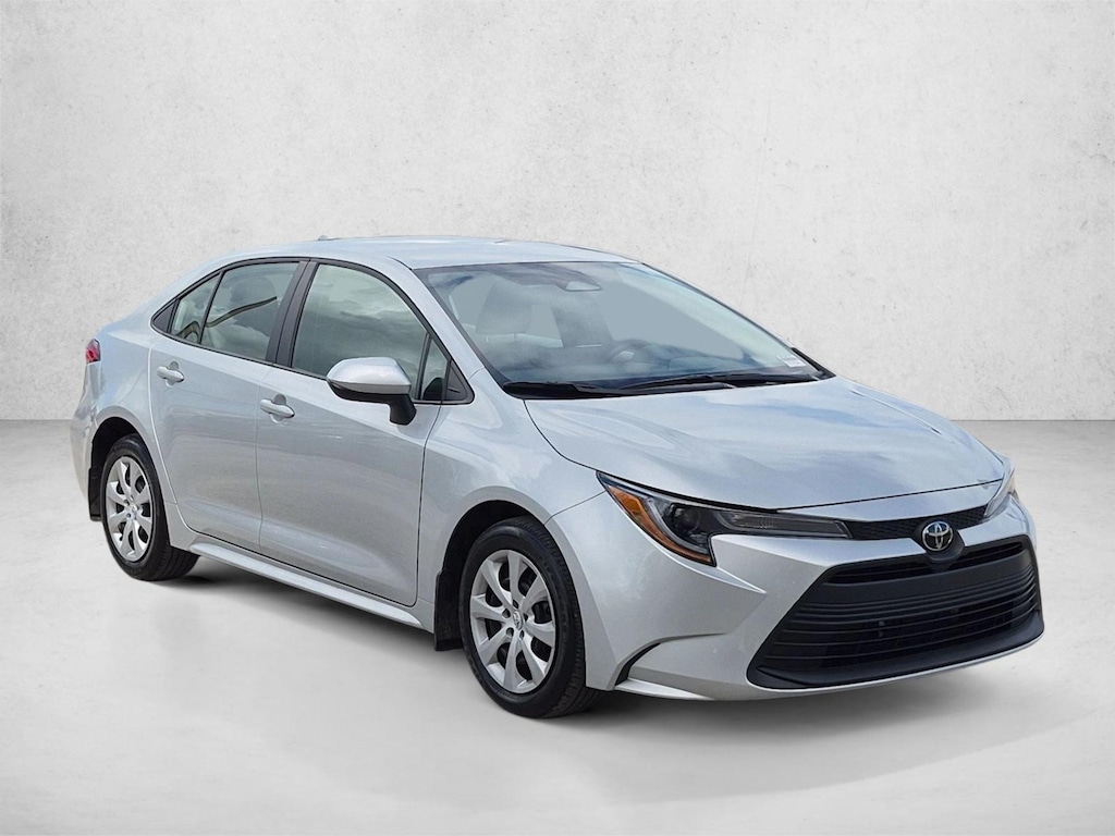 Used 2025 Toyota Corolla LE Sedan