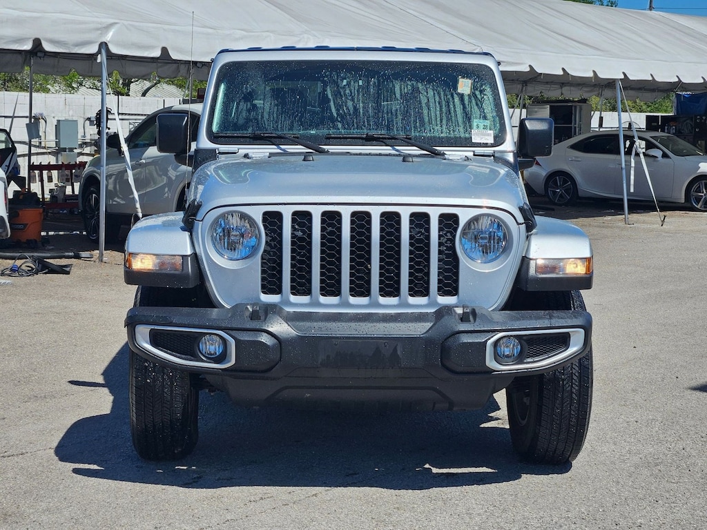 Used 2023 Jeep Gladiator Sport Truck Crew Cab