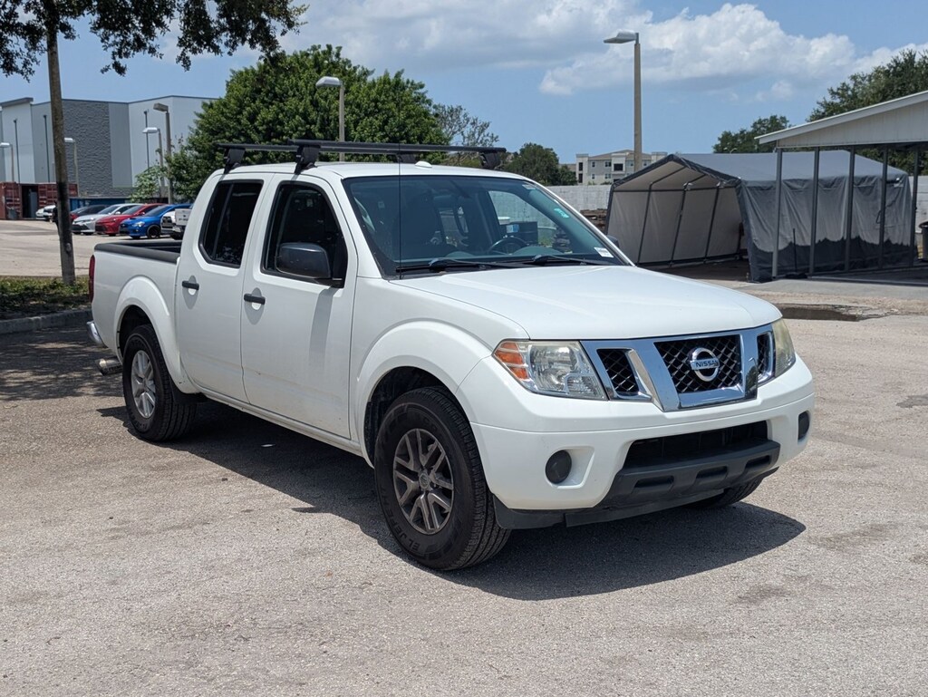 Used 2017 Nissan Frontier SV Truck Crew Cab