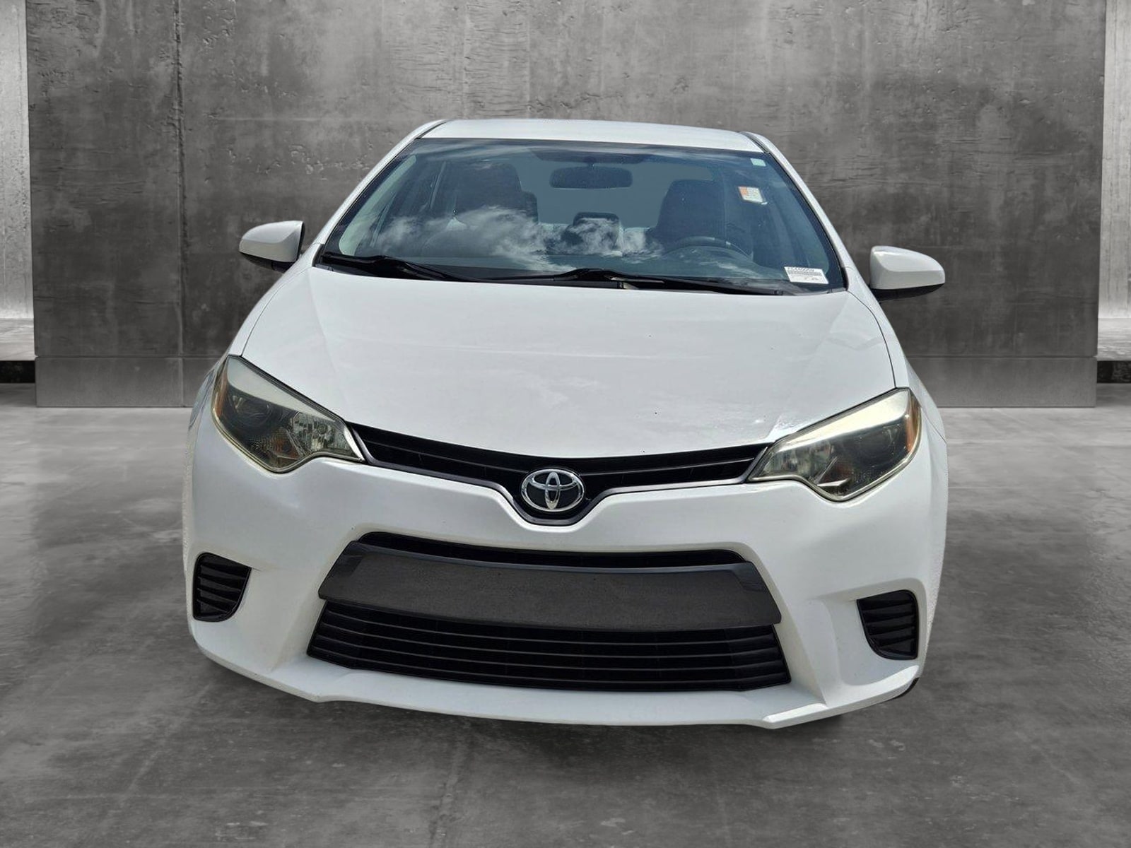 Used 2015 Toyota Corolla LE with VIN 2T1BURHE6FC440059 for sale in Pinellas Park, FL