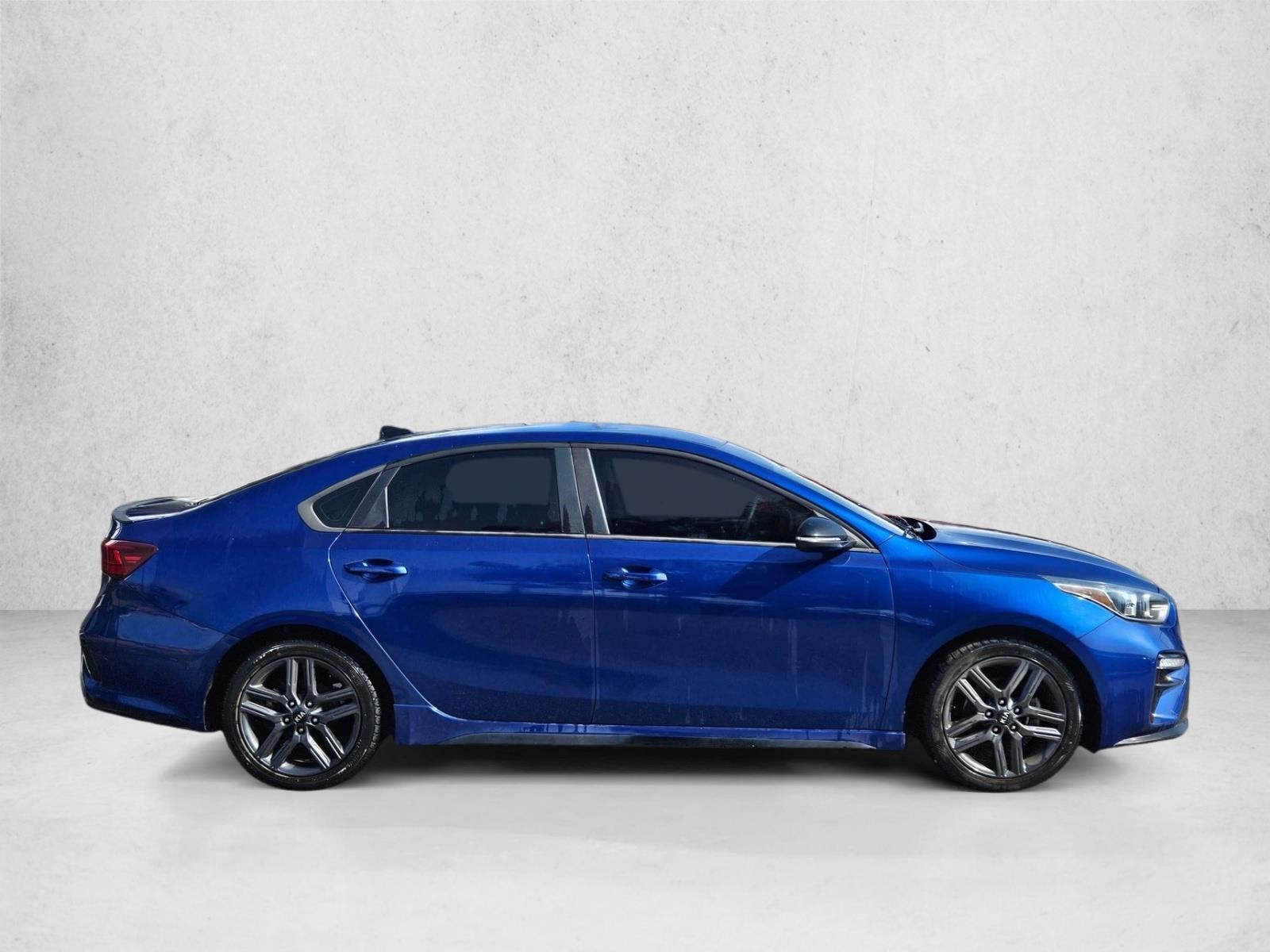 2020 Kia Forte GT-Line photo 4