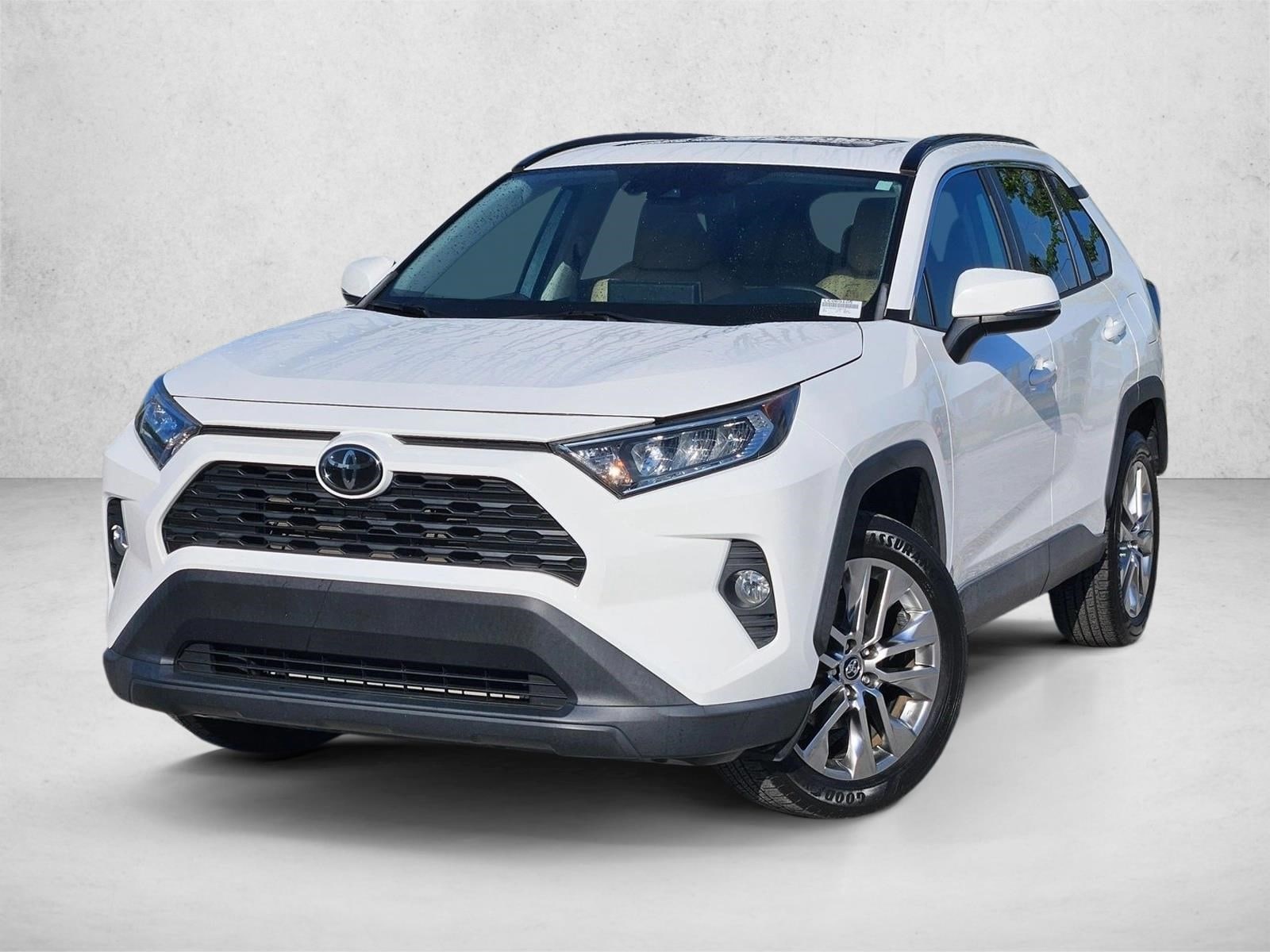 2020 Toyota RAV4 XLE Premium