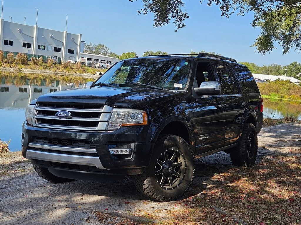 Used 2017 Ford Expedition Platinum SUV