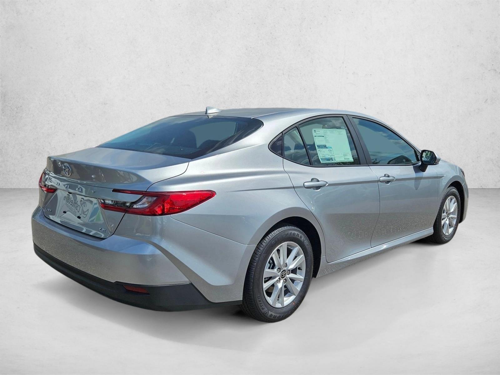 2025 Toyota Camry LE SE photo 2