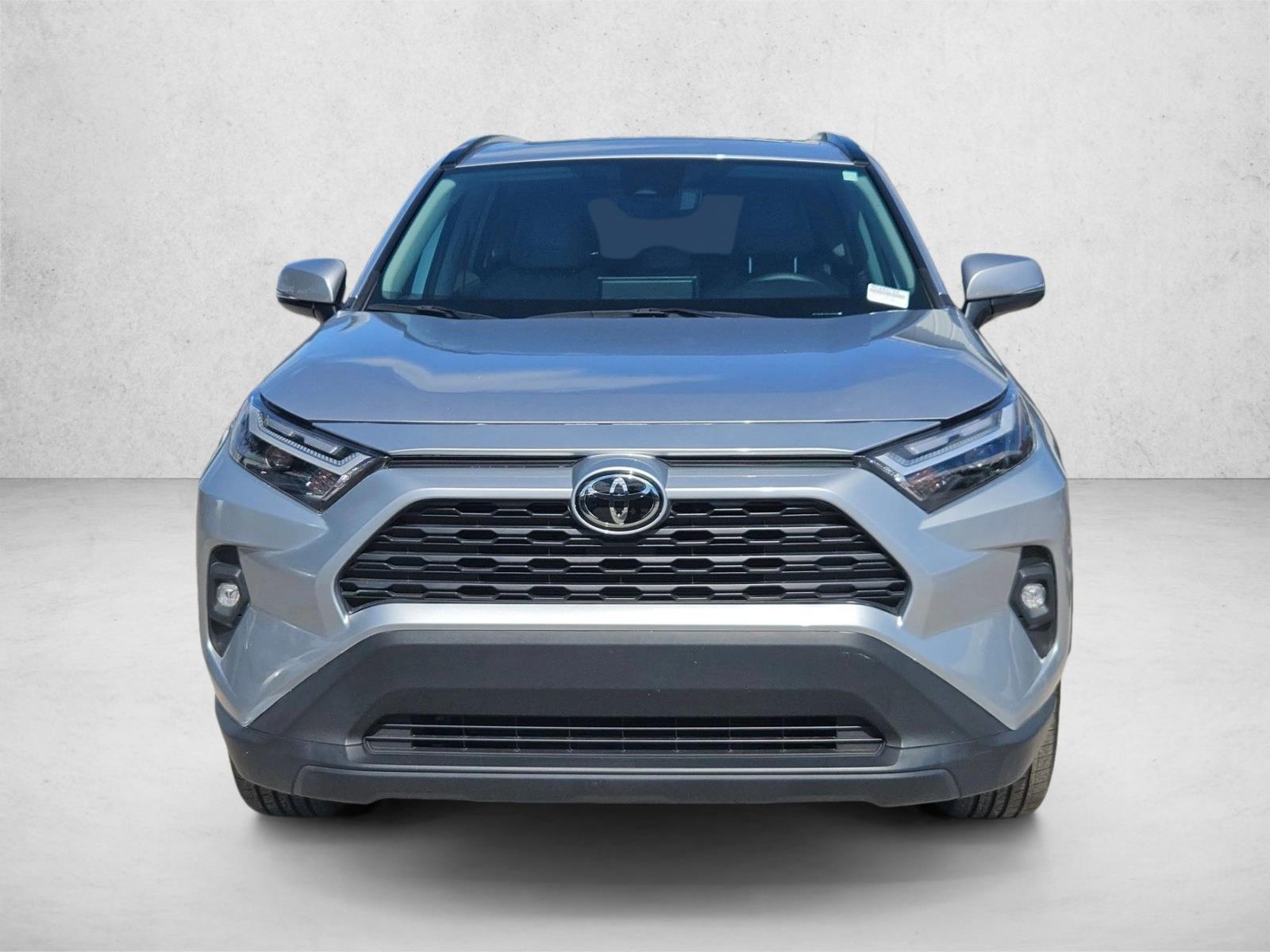 2024 Toyota RAV4 XLE Premium photo 2