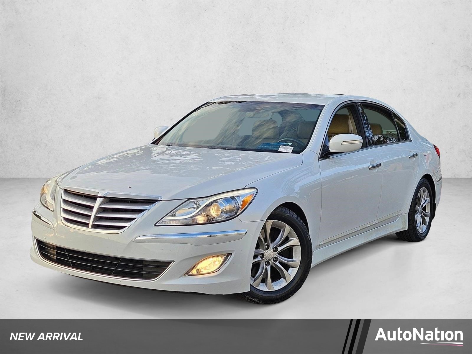 2012 Hyundai Genesis 3.8's photo