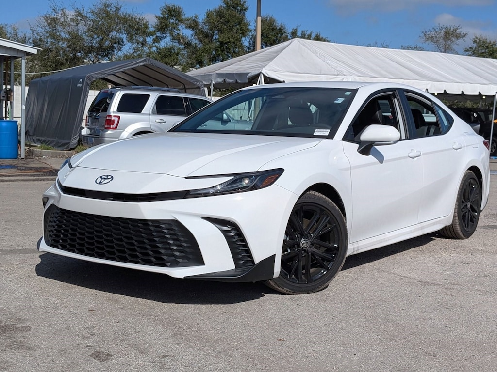 Certified 2025 Toyota Camry SE Sedan