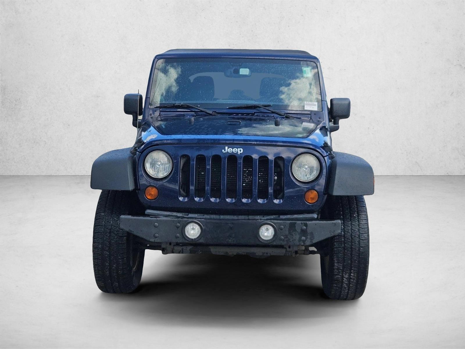 2013 Jeep Wrangler Unlimited Sport photo 2
