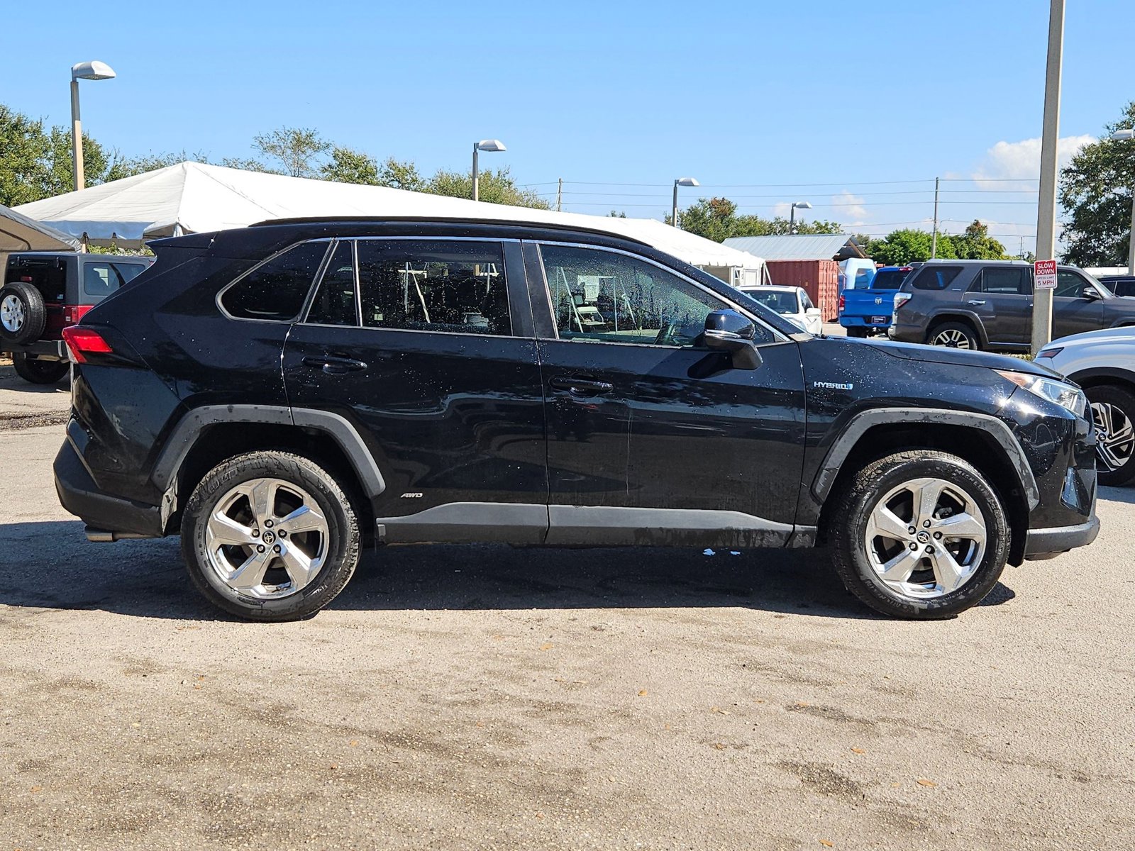 2021 Toyota RAV4 Hybrid XLE Premium photo 2