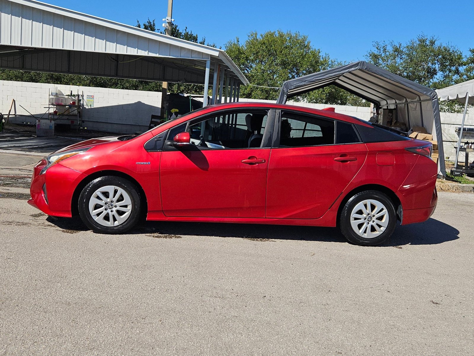 2016 Toyota Prius Two SE photo 3