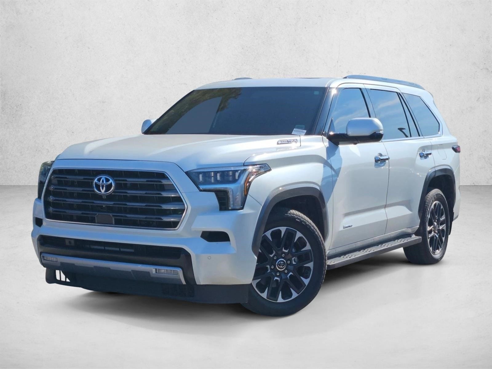 2023 Toyota Sequoia Limited's photo