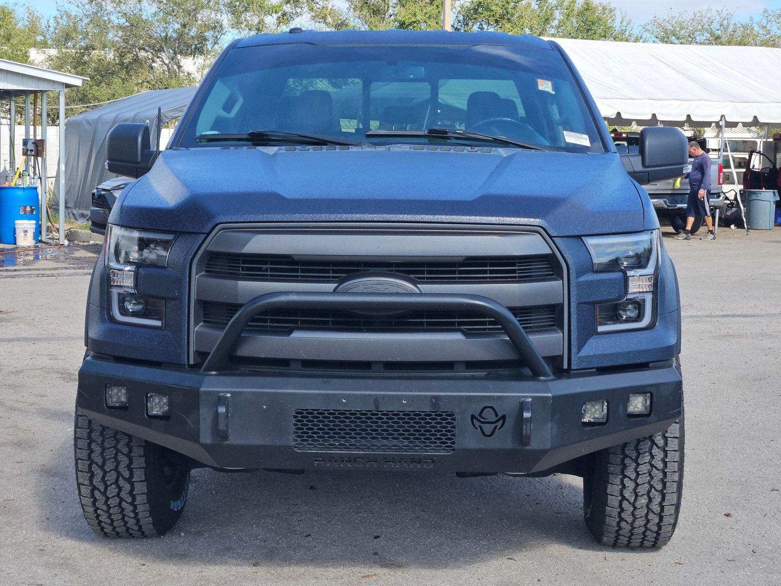 2016 Ford F-150 photo 2