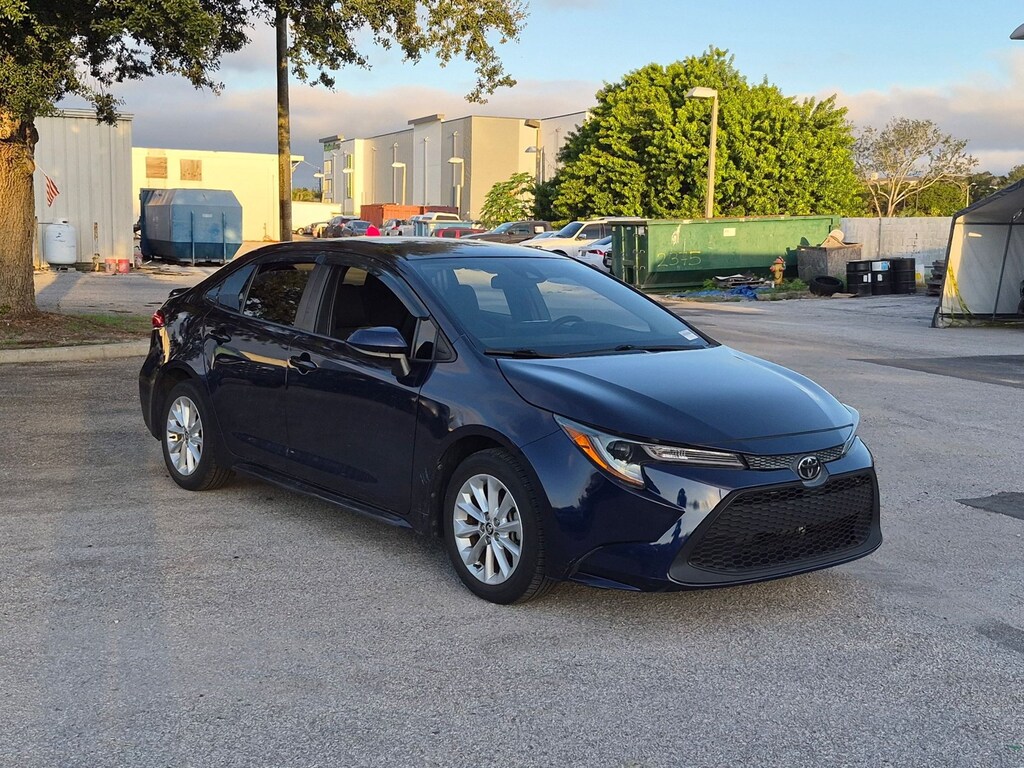 Used 2022 Toyota Corolla LE Sedan