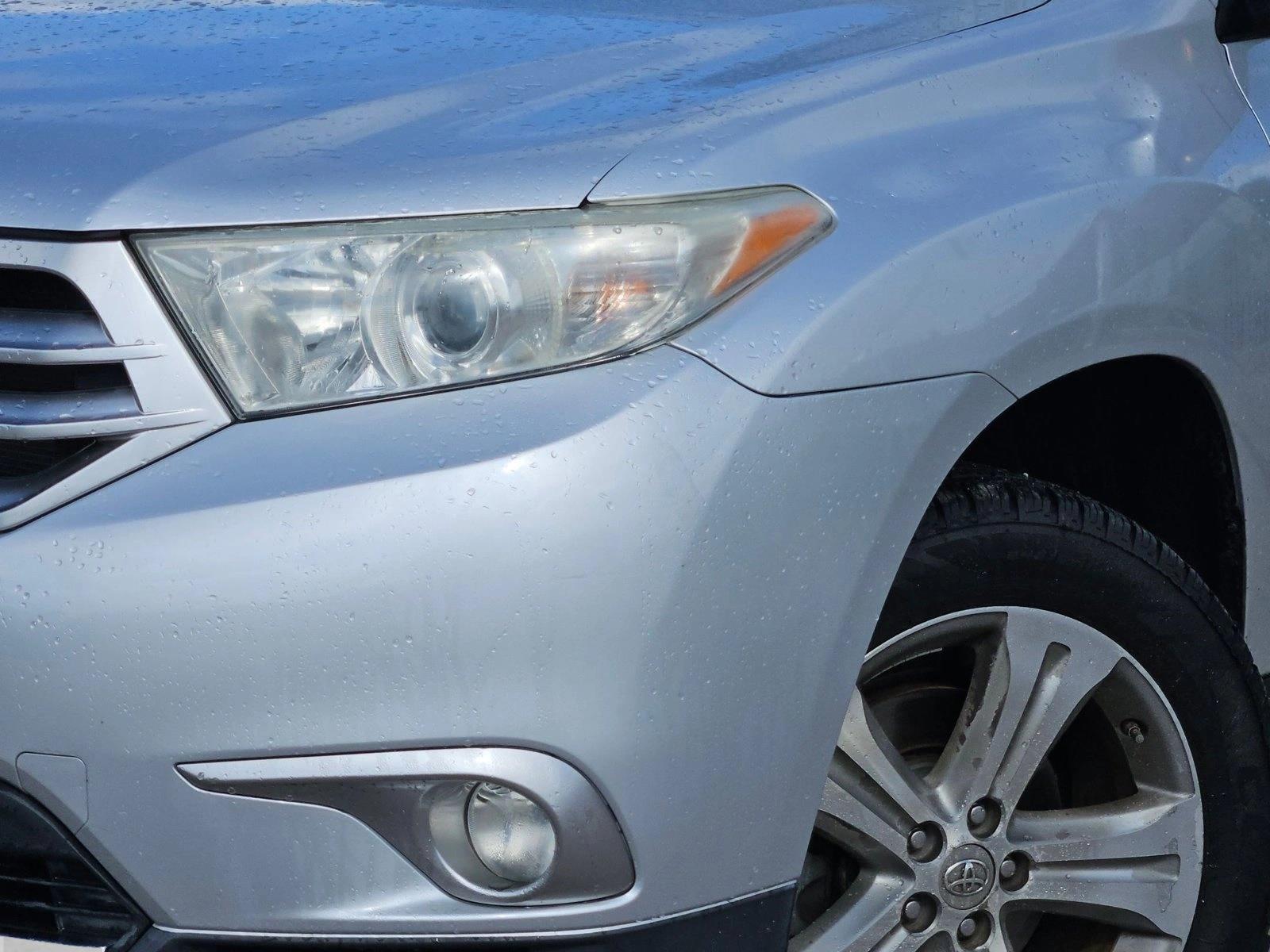 2012 Toyota Highlander Limited photo 4