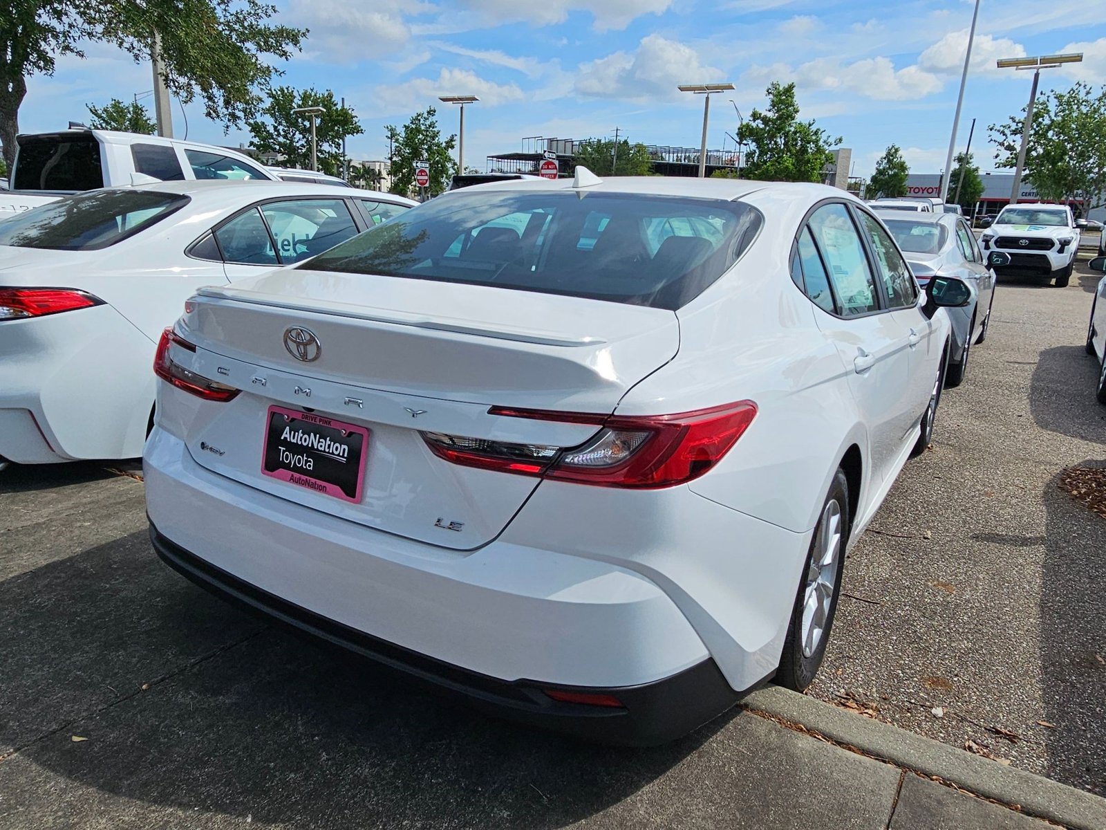 2025 Toyota Camry LE SE photo 2