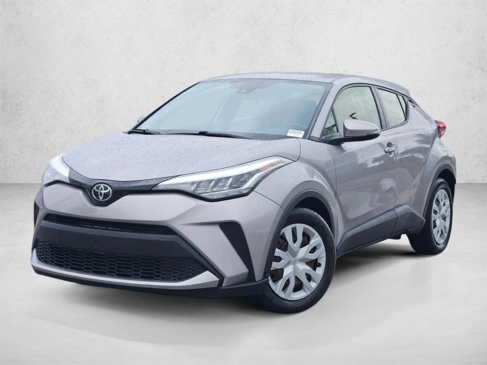 2020 Toyota C-HR LE's photo