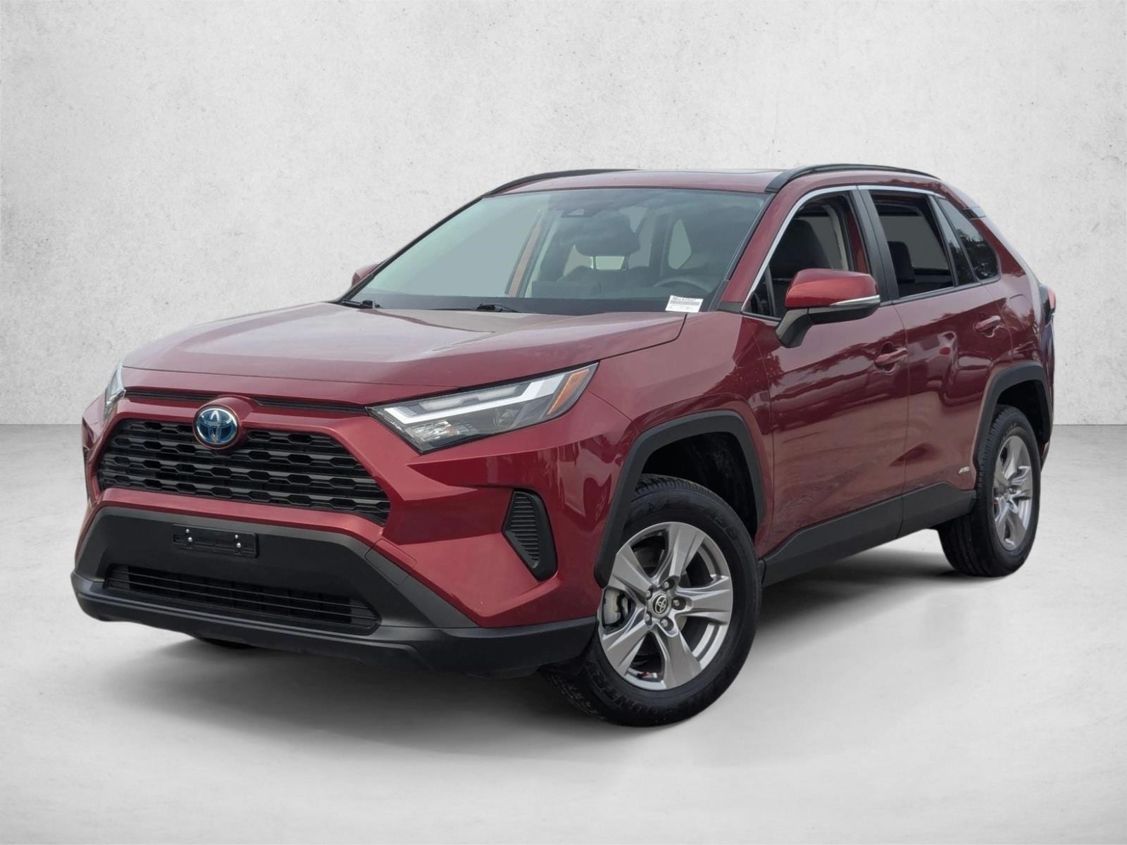 2022 Toyota RAV4 XLE's photo