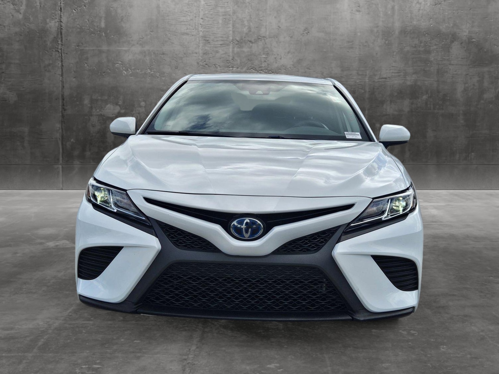 Used 2020 Toyota Camry SE with VIN 4T1G31AK4LU532047 for sale in Pinellas Park, FL