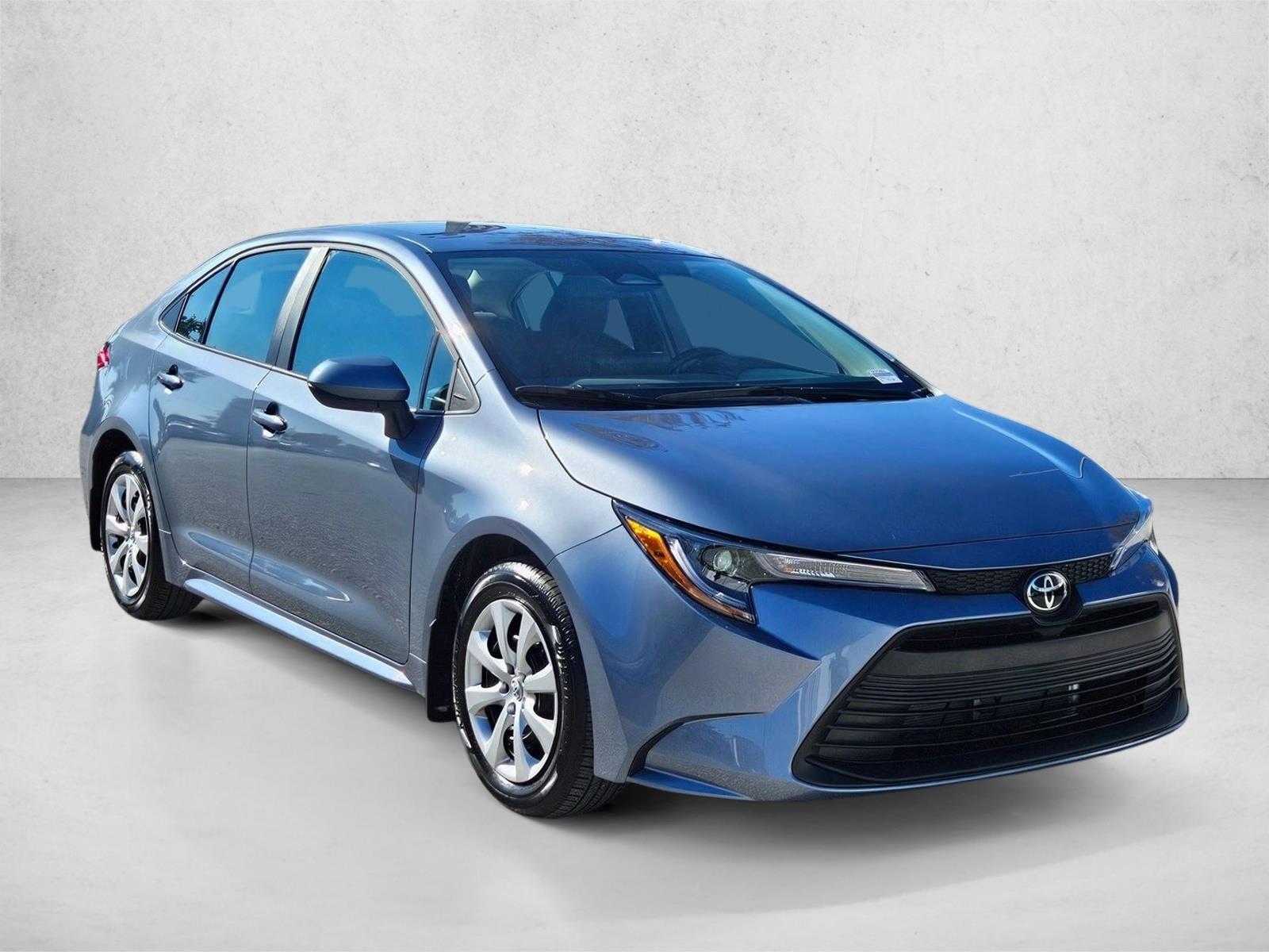 2026 Toyota Corolla LE photo 3