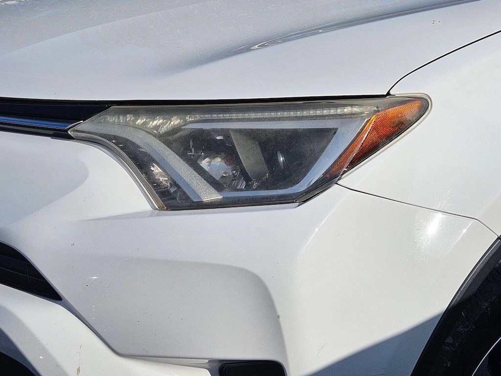 Used 2018 Toyota RAV4 XLE SUV