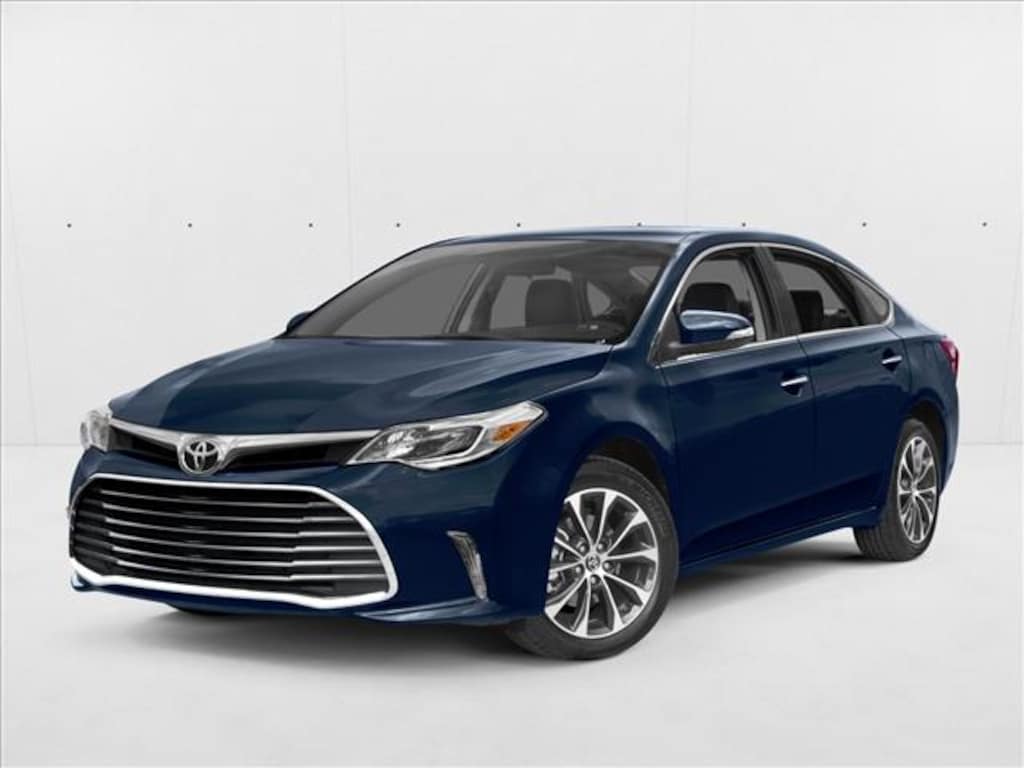 Used 2018 Toyota Avalon XLE Sedan