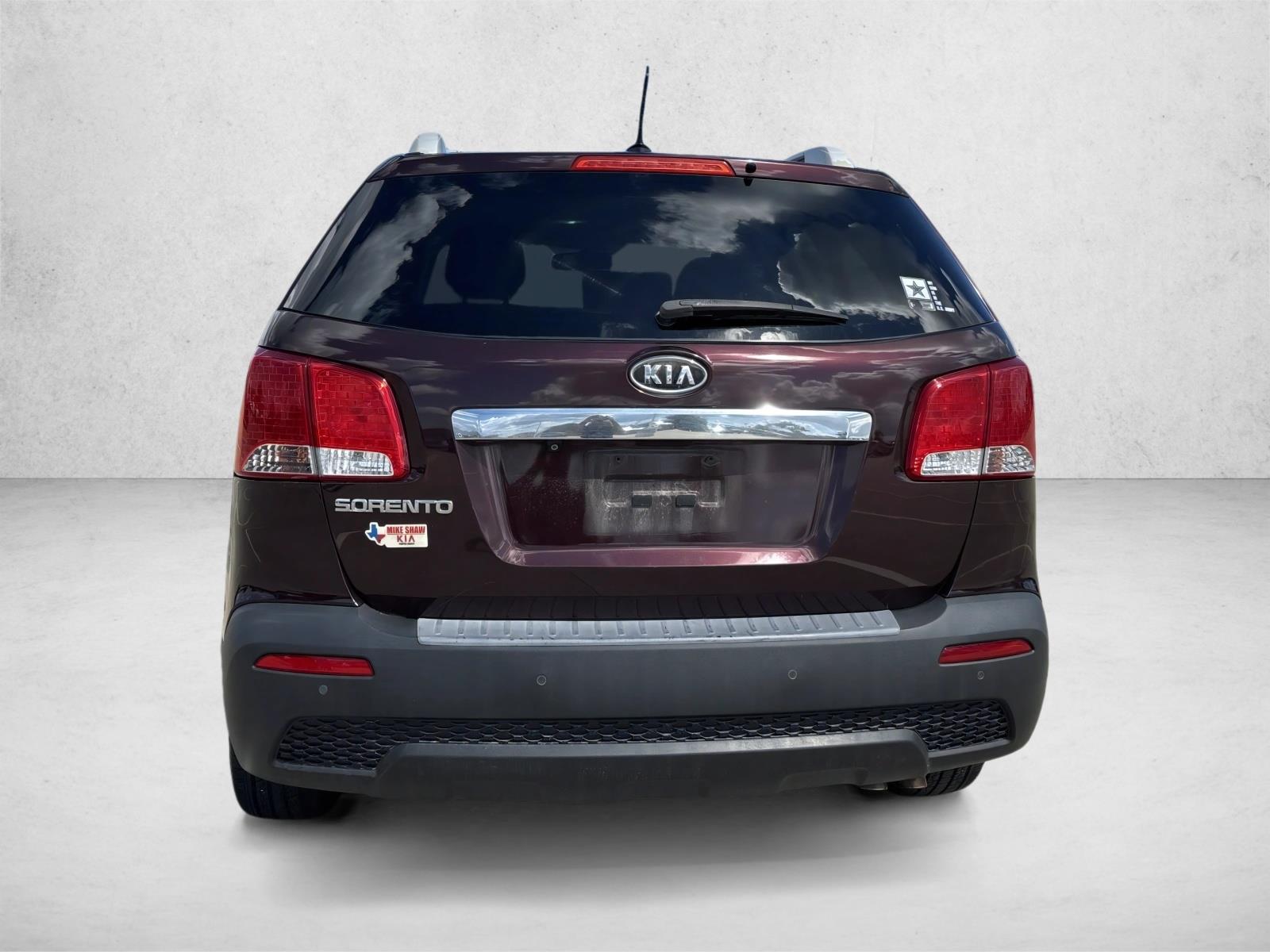 2013 Kia Sorento LX photo 3