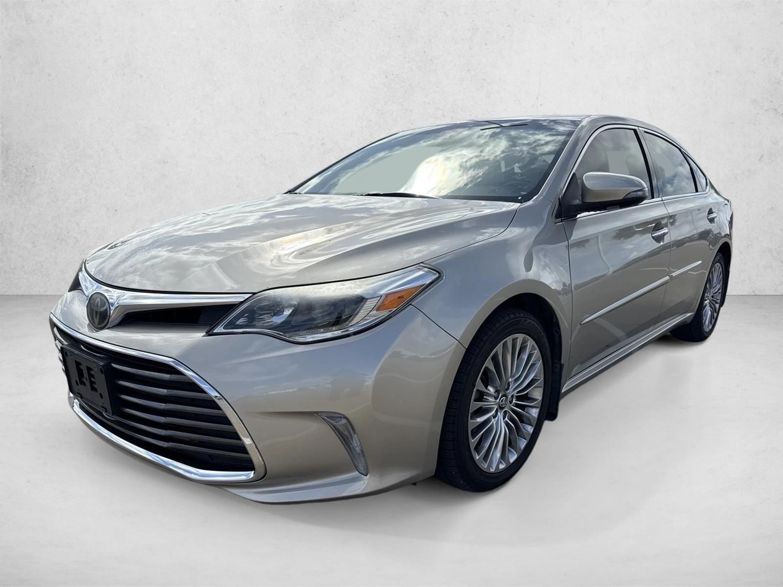 Pre-Owned 2017 Toyota Avalon Limited