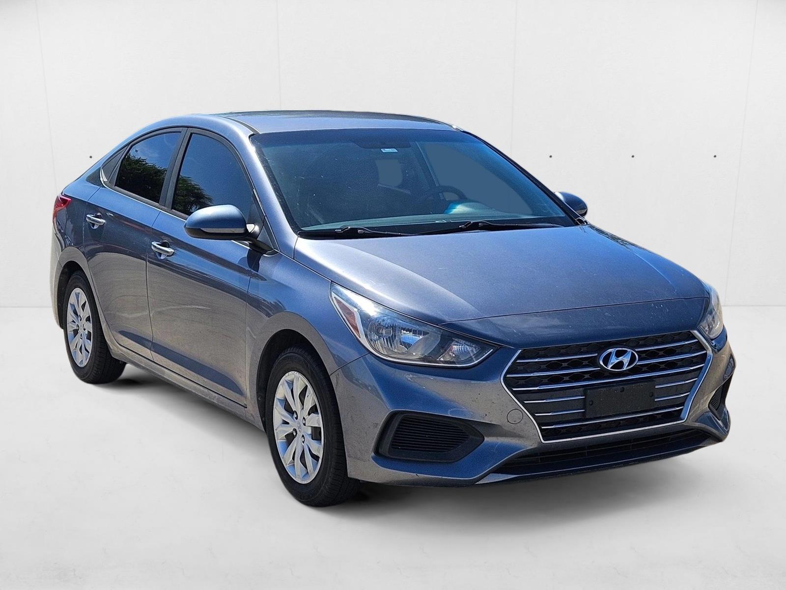 2019 Hyundai Accent SE photo 3