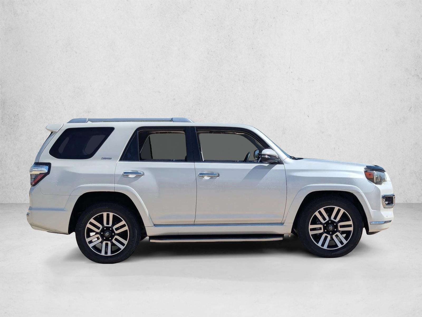2018 Toyota 4Runner Limited photo 4