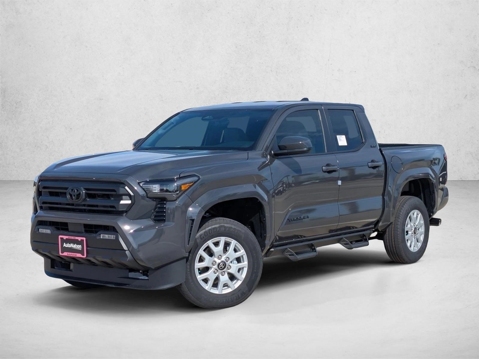 2025 Toyota Tacoma SR5's photo