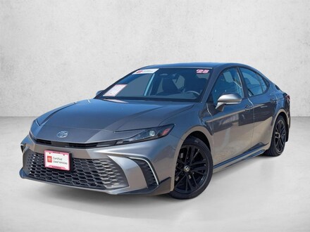 2025 Toyota Camry SE Sedan