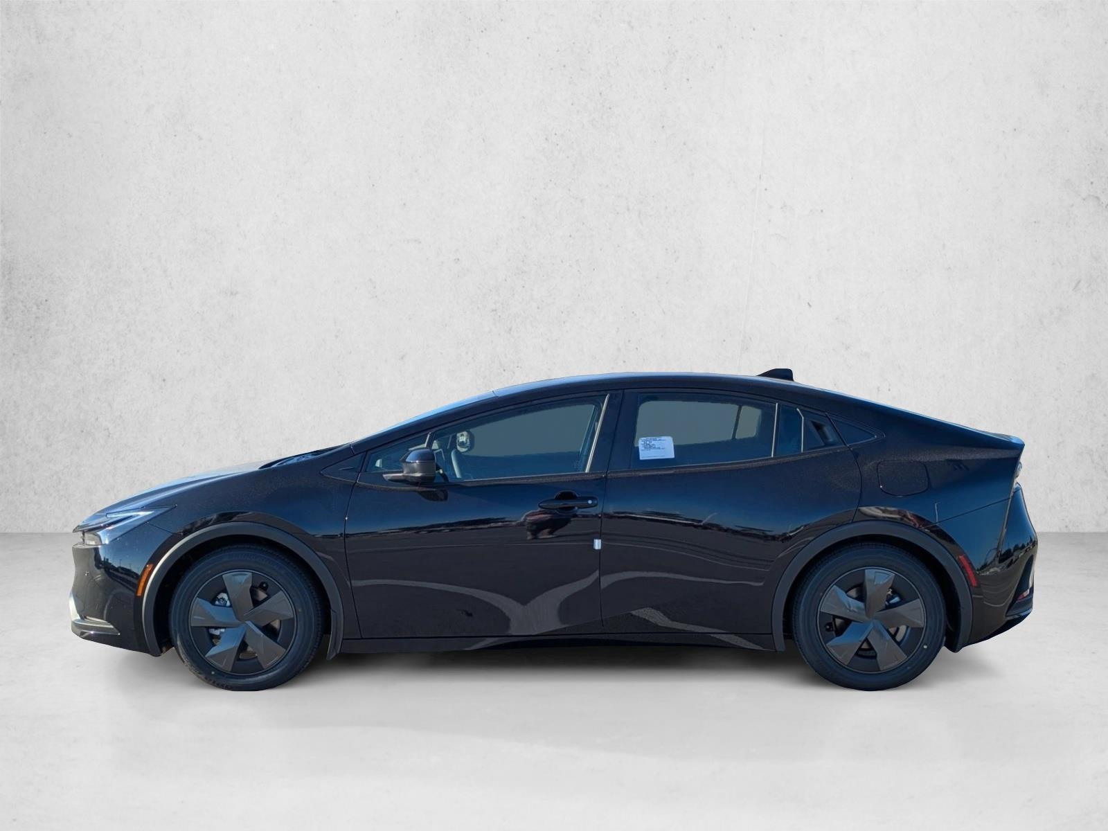 2026 Toyota Prius Plug-in Hybrid SE - Photo 8