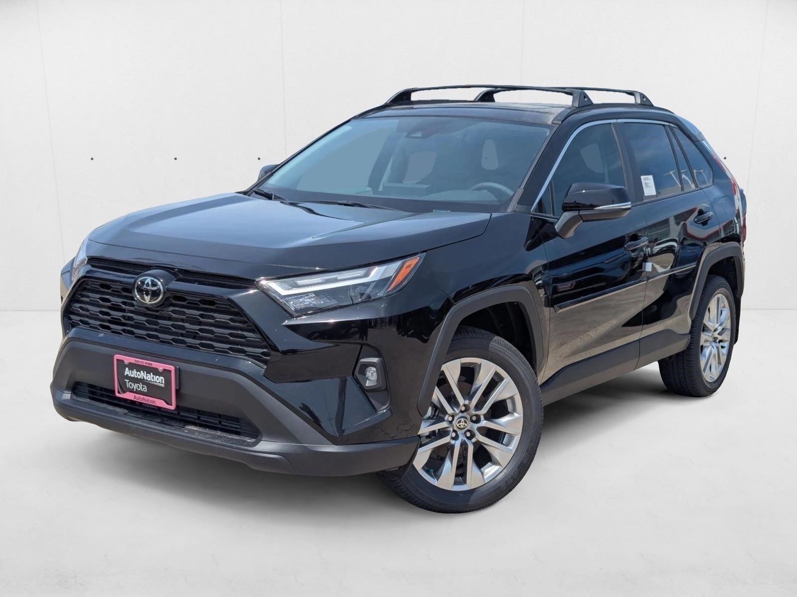 2025 Toyota RAV4 XLE Premium's photo