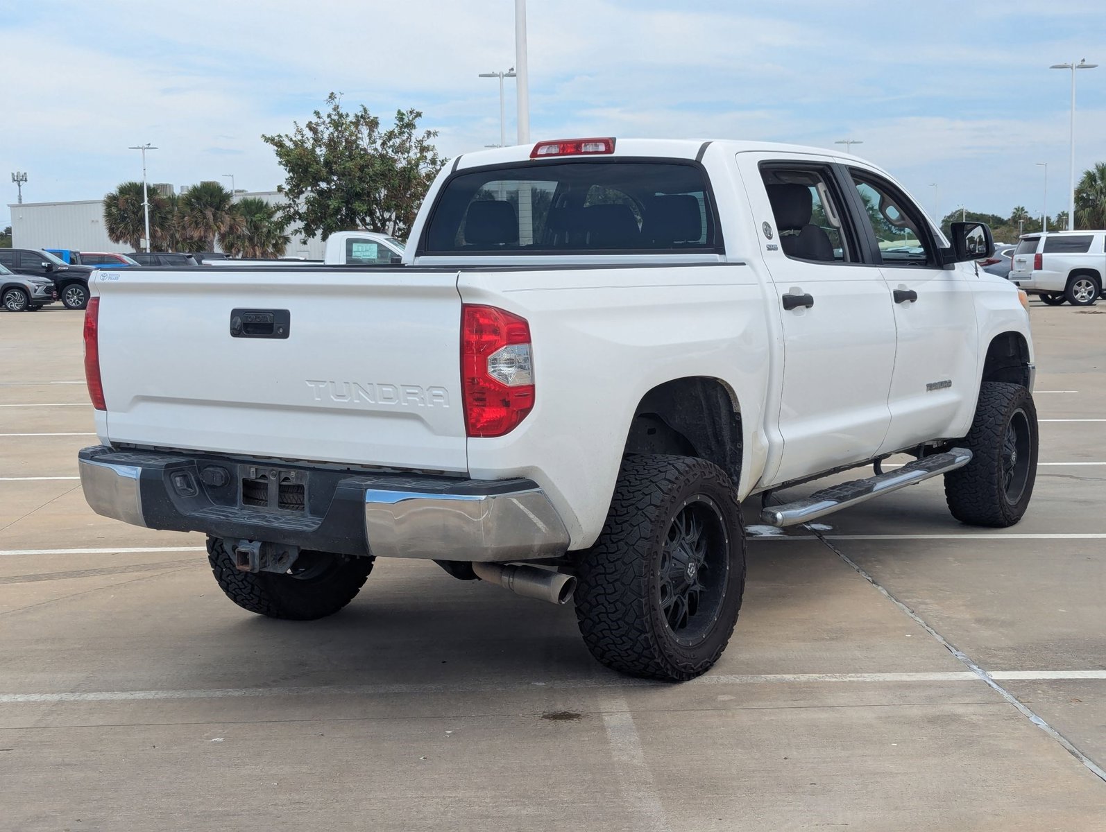 2016 Toyota Tundra SR5 photo 4