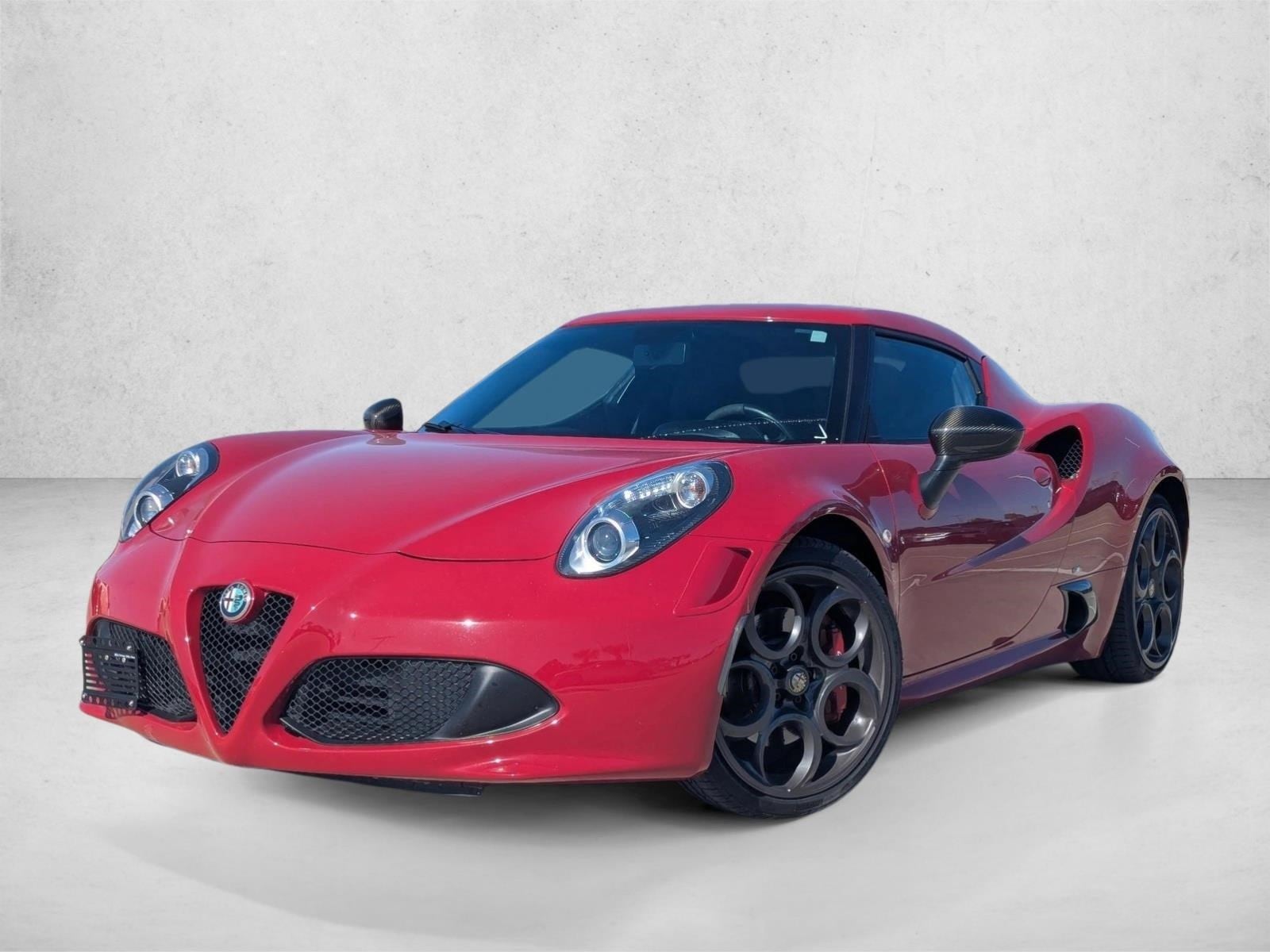 2015 Alfa Romeo 4C Launch Edition's photo