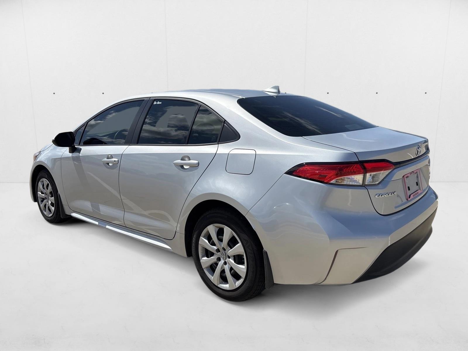 2025 Toyota Corolla Hybrid LE photo 3