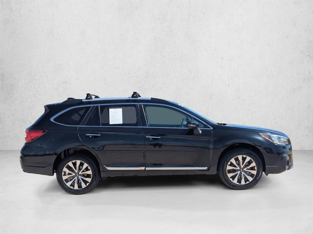 Used 2018 Subaru Outback 3.6R Touring with Starlink SUV