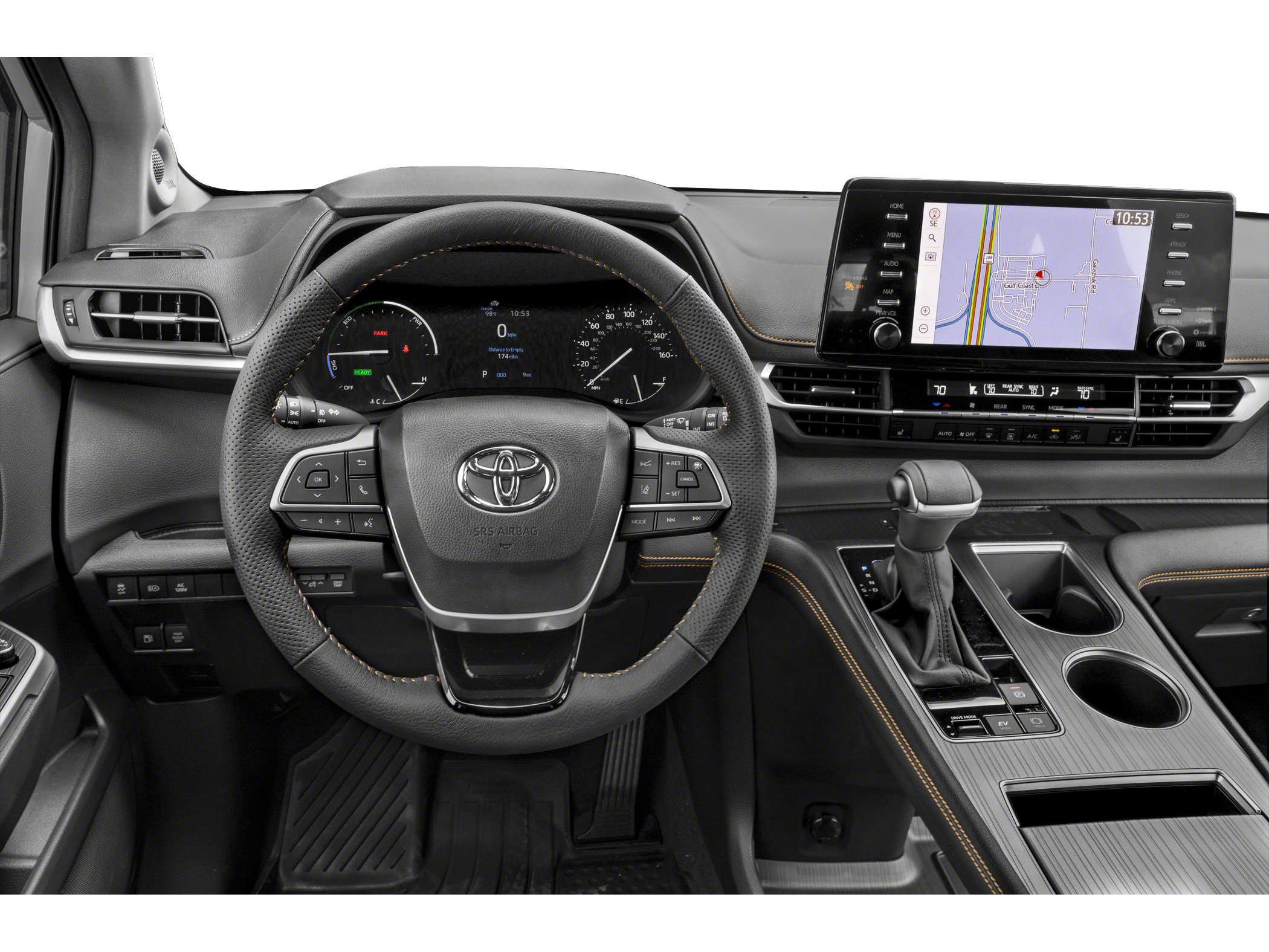 2025 Toyota Sienna Woodland Edition photo 4