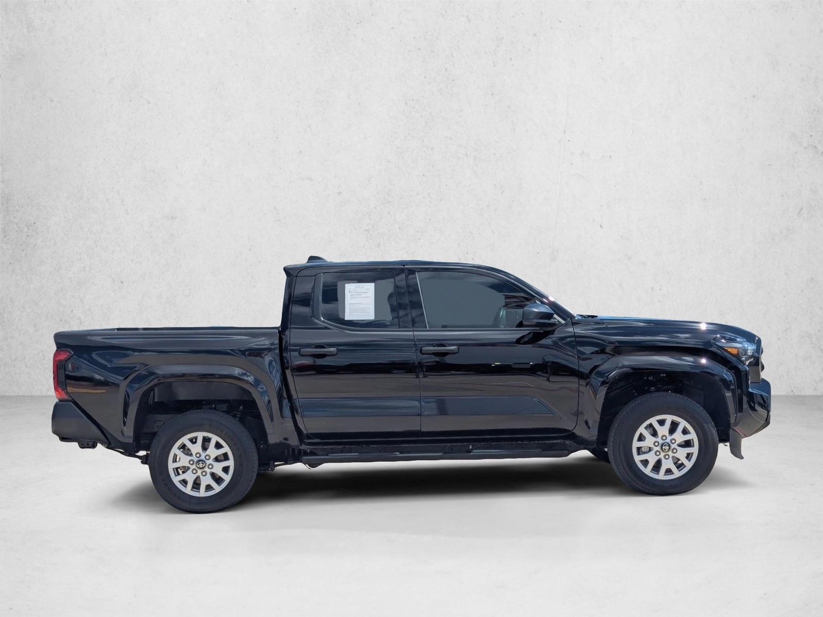 2025 Toyota Tacoma SR Double Cab photo 4