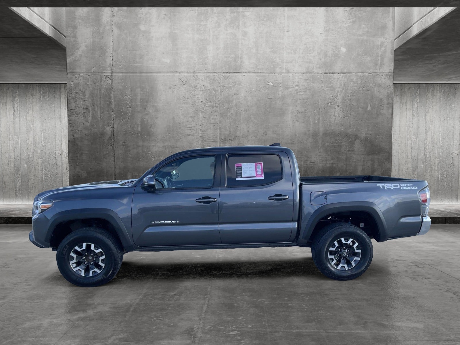 Used 2022 Toyota Tacoma TRD Off Road with VIN 3TMAZ5CN9NM160865 for sale in Corpus Christi, TX