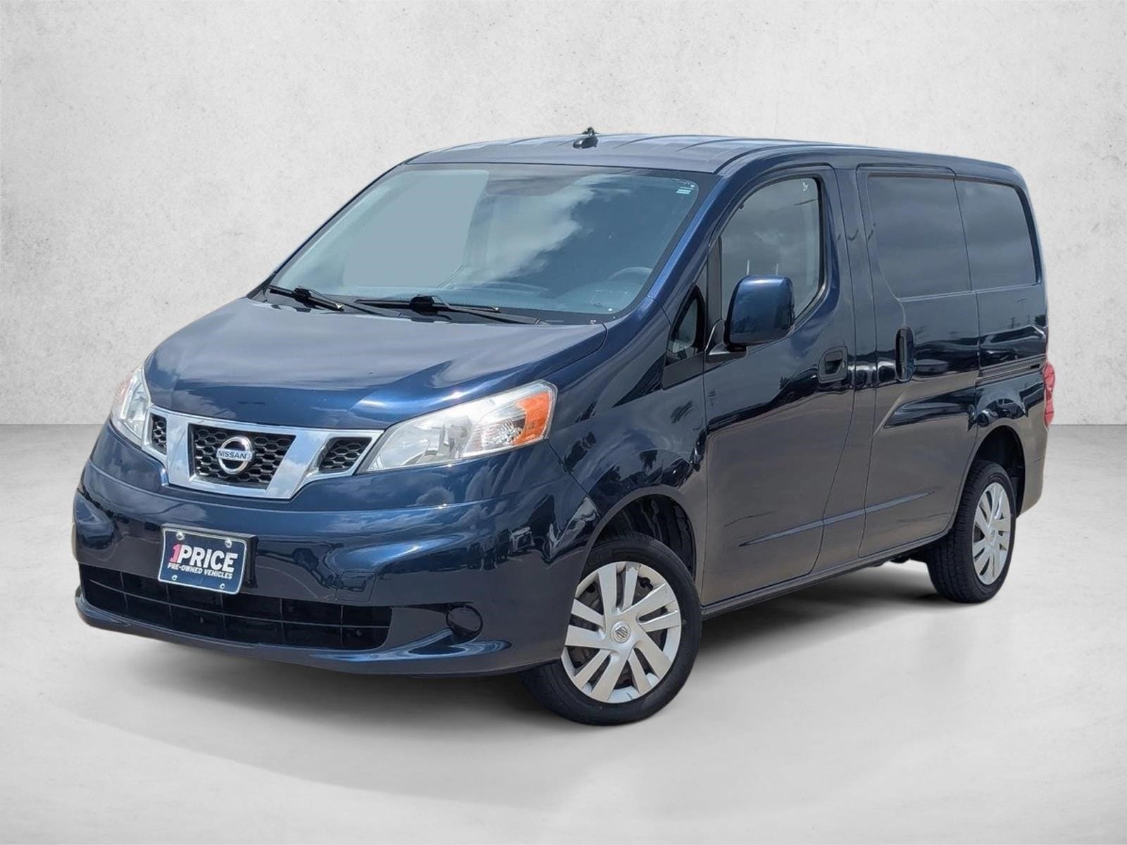 2014 Nissan NV200 SV's photo