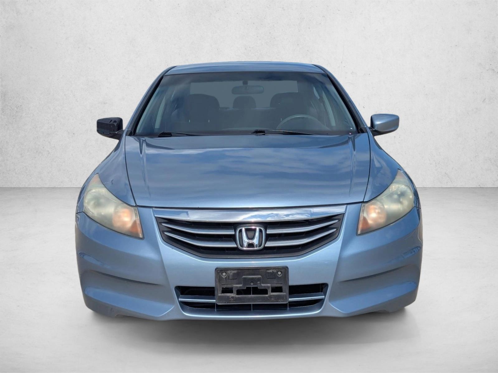 2012 Honda Accord LX-P photo 2