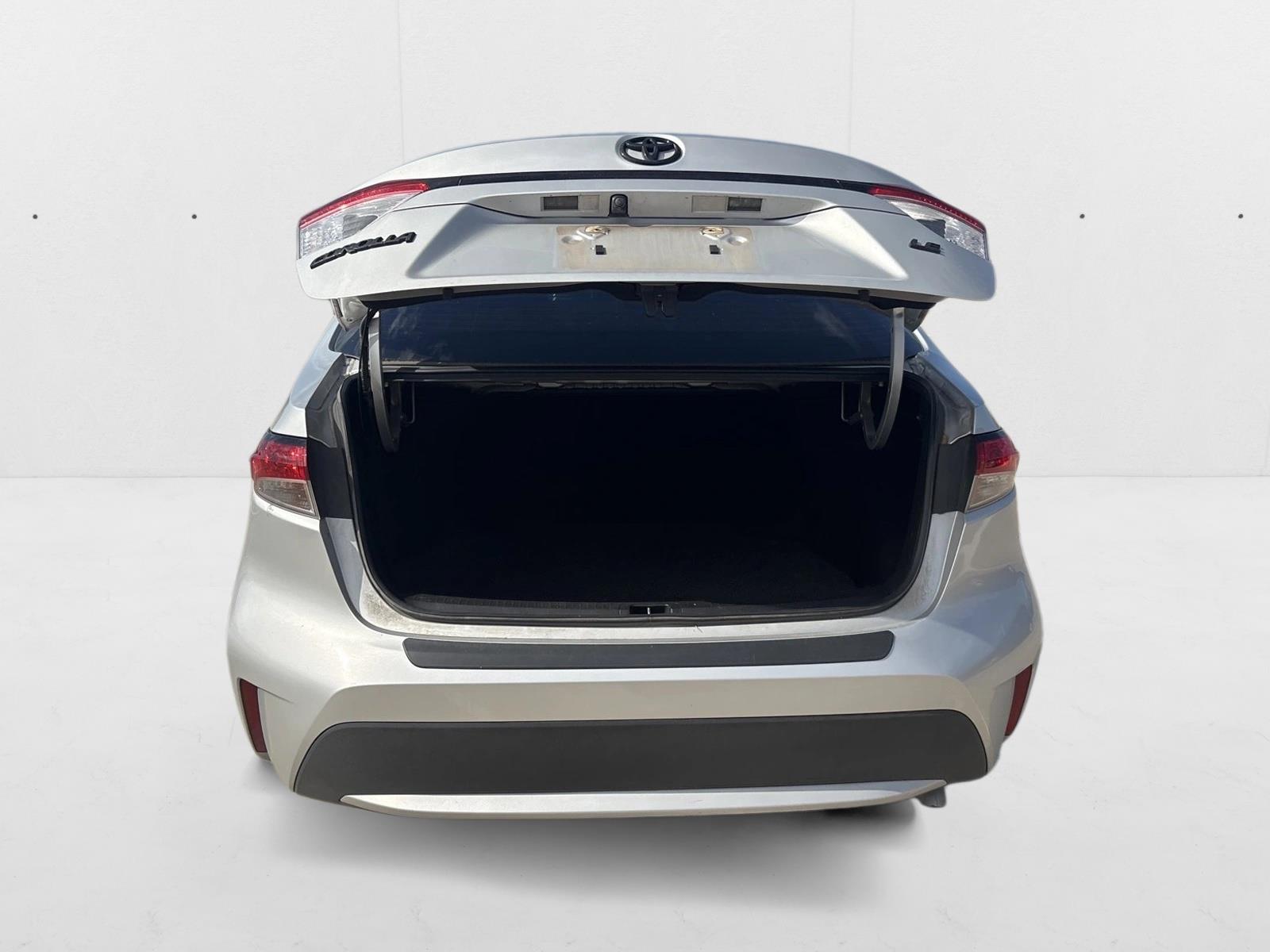 2022 Toyota Corolla LE photo 4