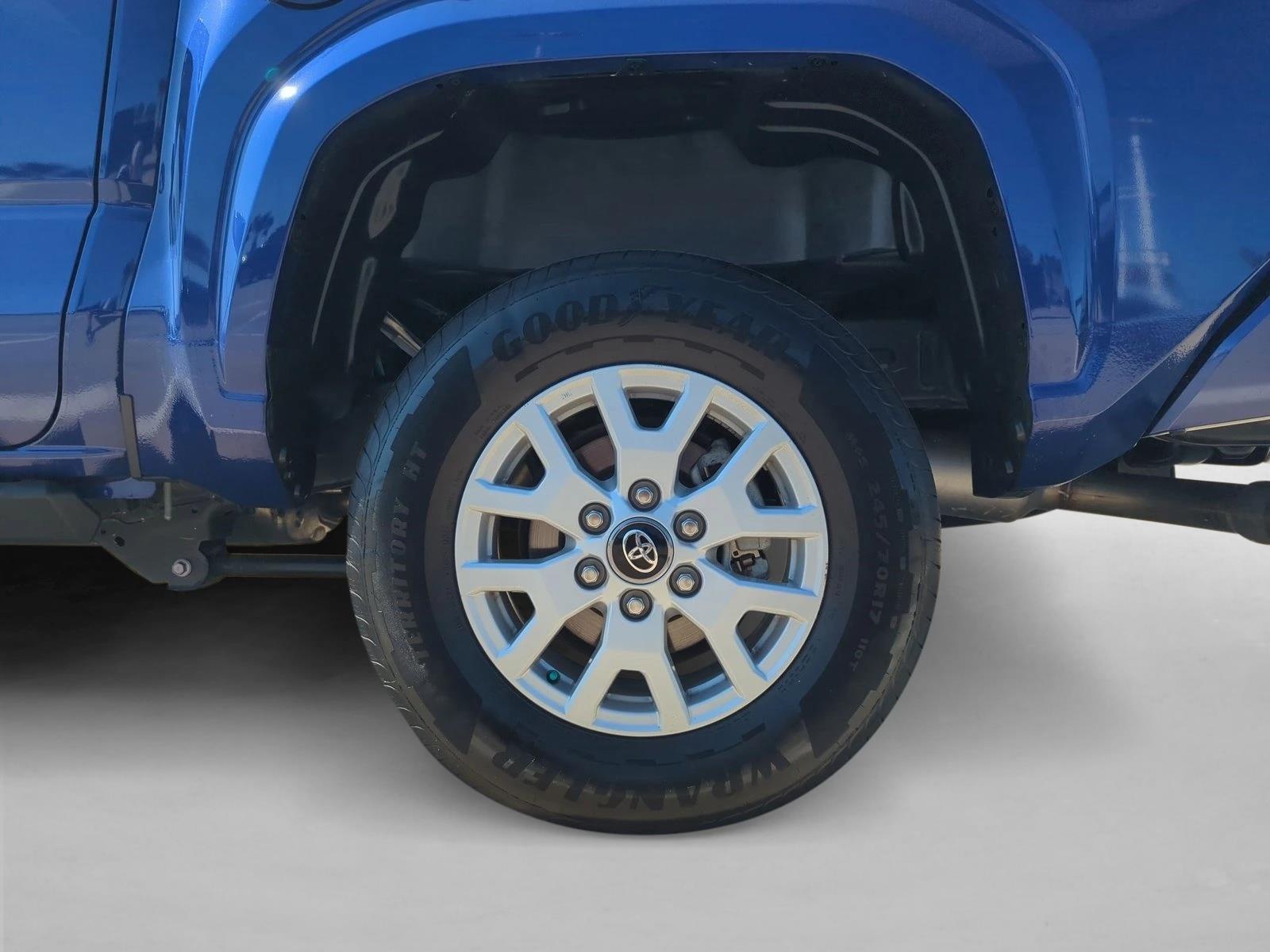 2025 Toyota Tacoma SR5 - Photo 21