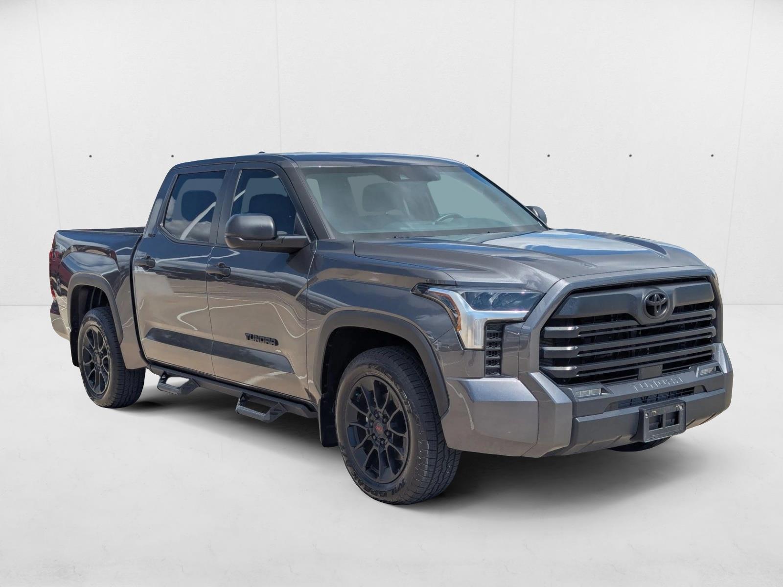 2025 Toyota Tundra SR5 photo 3
