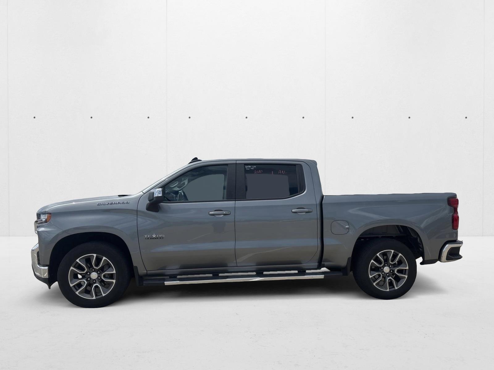 2020 Chevrolet Silverado 1500 LT photo 2