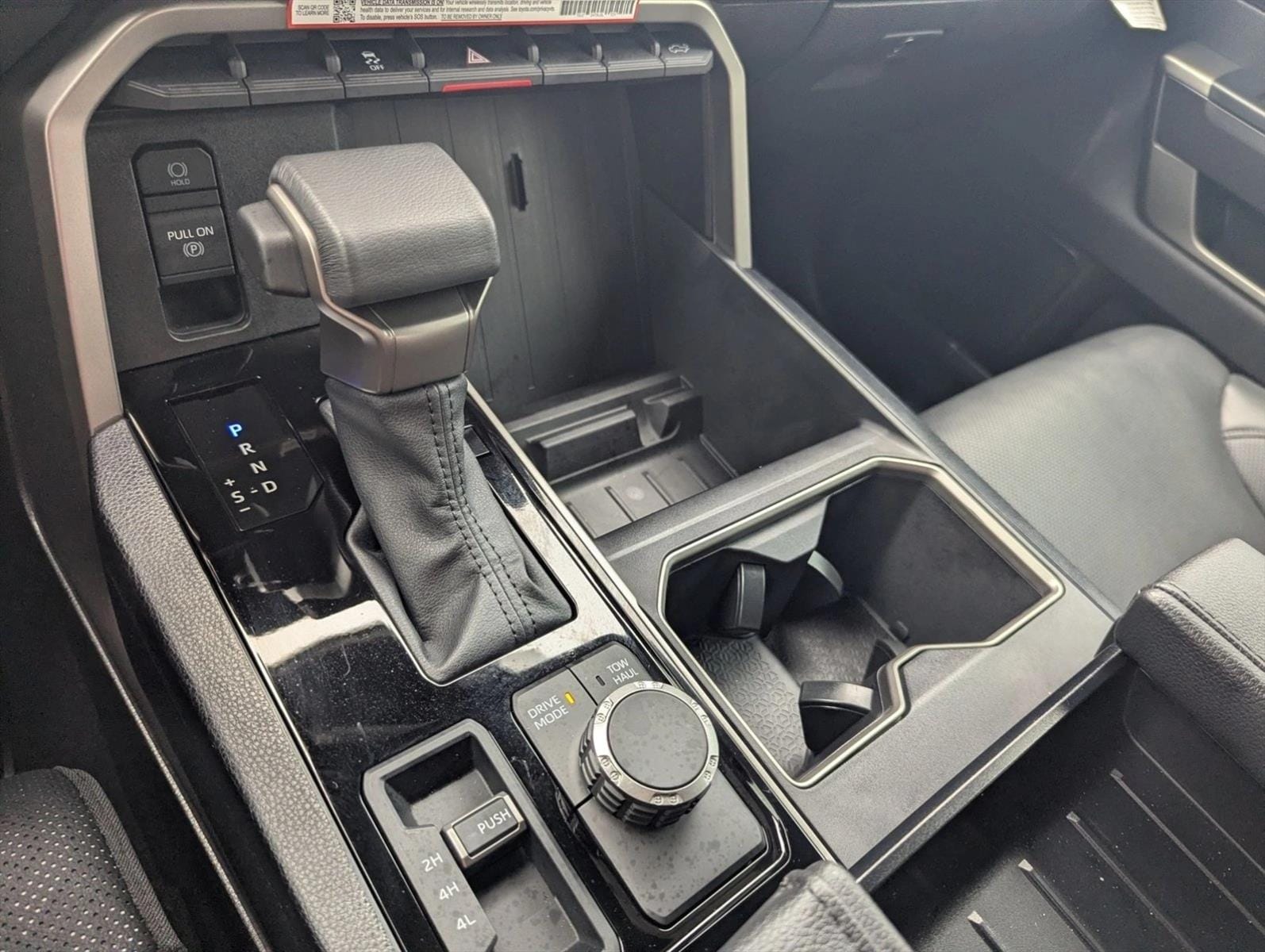 2025 Toyota Tundra SR5 - Photo 11